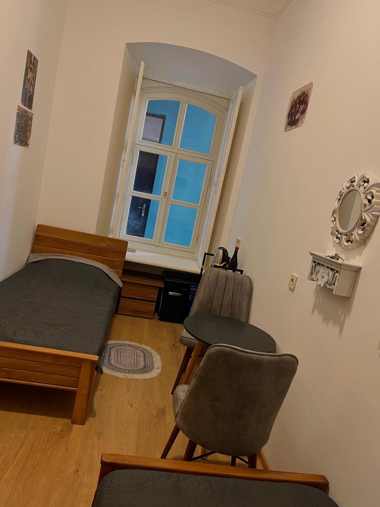 Salomes Guest Room Тбилиси Екстериор снимка