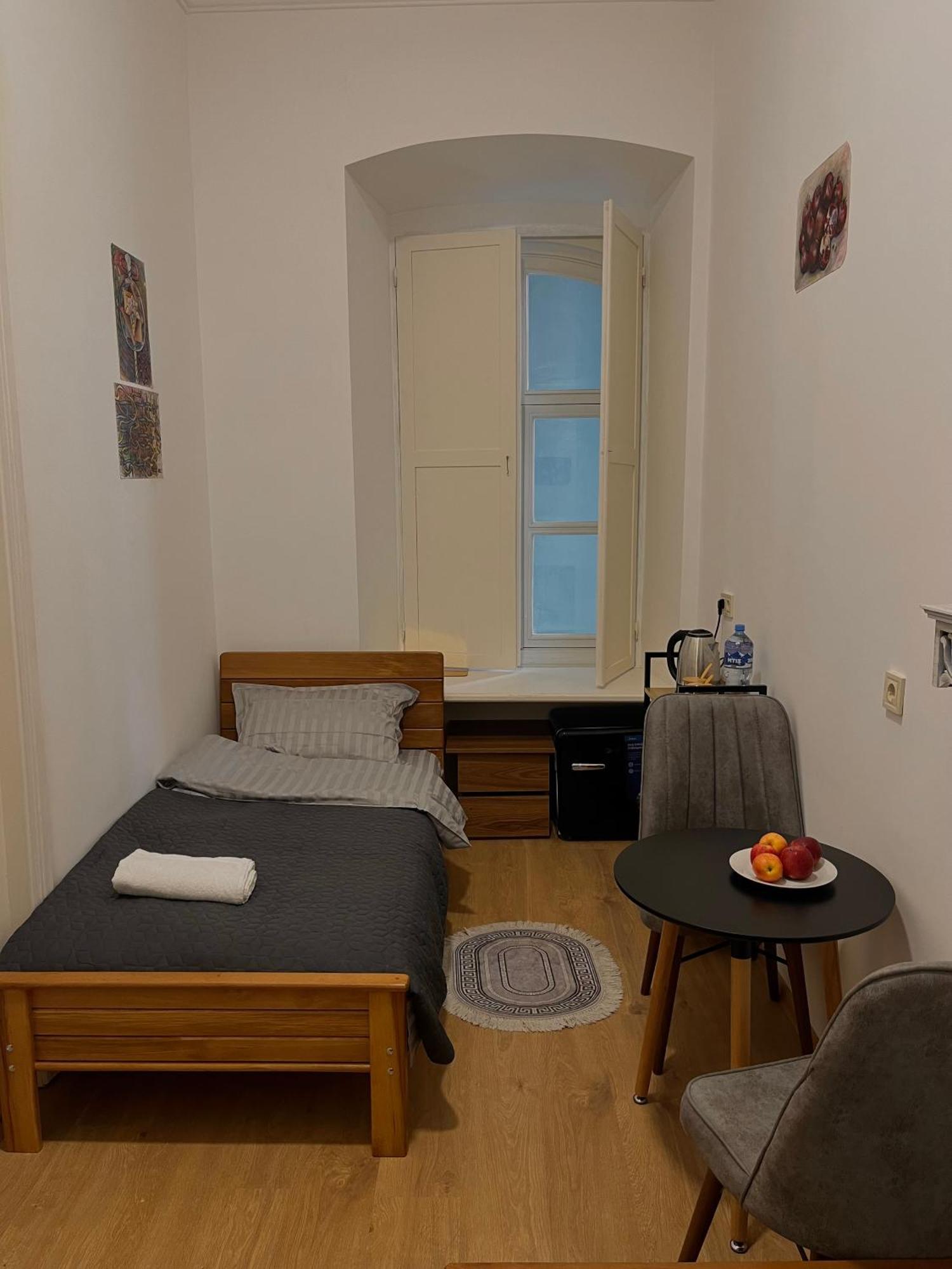 Salomes Guest Room Тбилиси Екстериор снимка